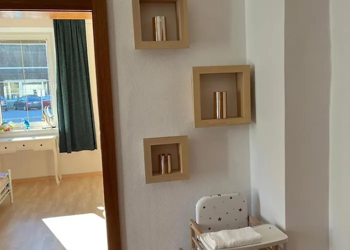 Hakuna Matata Mit Gartenanteil Und Bademoeglichkeit Im Fluss Apartamento