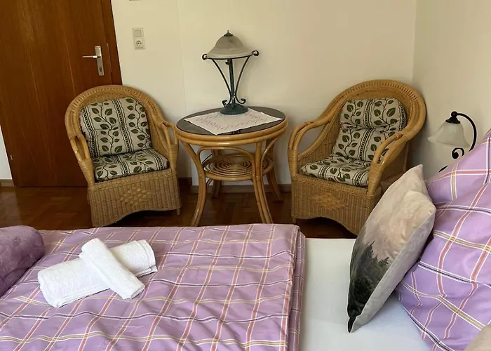 Ferienwohnung Hakuna Matata Mit Gartenanteil Und Bademoeglichkeit In Der Koppentraun * バート・アウスゼー